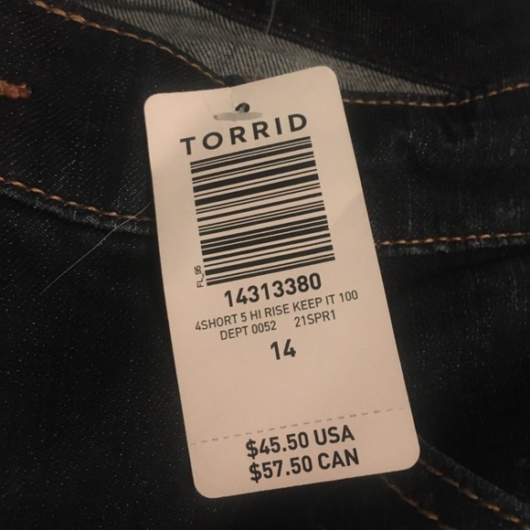 NWT Torrid size 14 dark wash high rise denim midi shorts - Picture 2 of 7